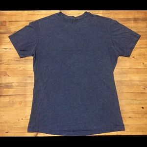 Men's Lululemon Large Shirt.